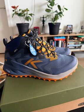 Keen Men's Navy & Orange Trail Boots